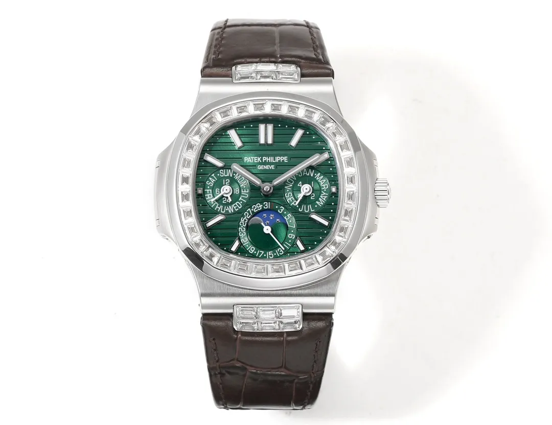 KM Factory Patek Philippe Nautilus 5740 Green Super Clone Replica Watch